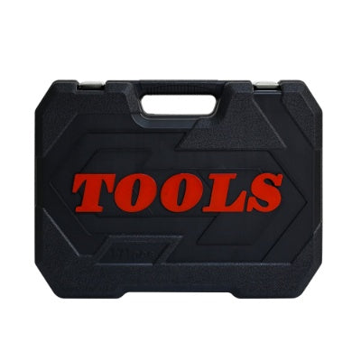 Toolbox with socket and ratchet